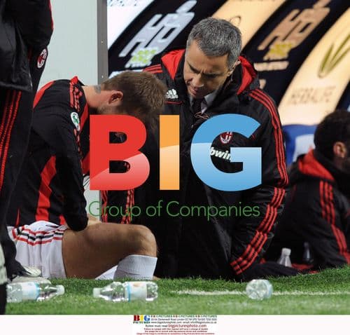 Beckham injured in Milan derby