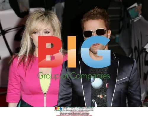 Ting Tings at Brit Awards 2009