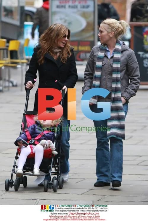 Geri Halliwell out with daughter Bluebell