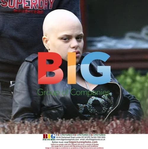 Jade Goody out shopping with friend
