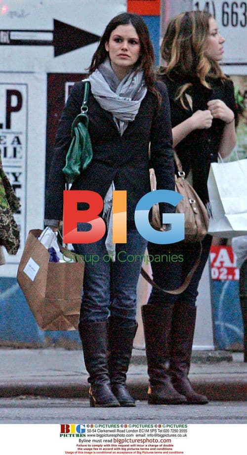 Rachel Bilson Goes Shopping in NYC