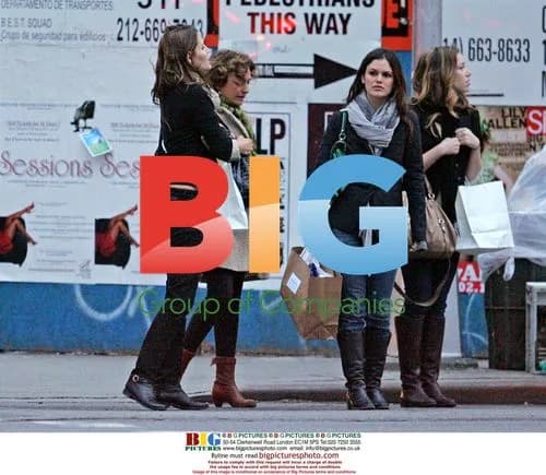 Rachel Bilson goes shopping in NYC