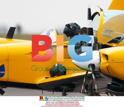 Prince Harry Pilot Training