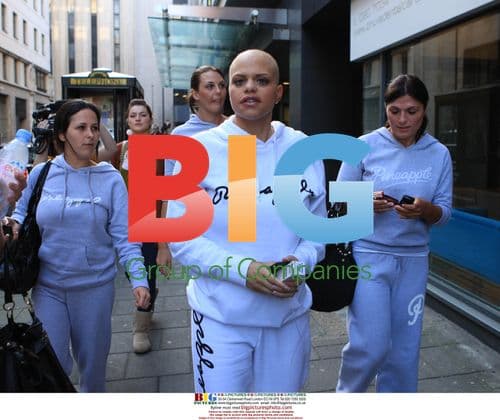 Jade Goody and friends at BHVA Detnal Care
