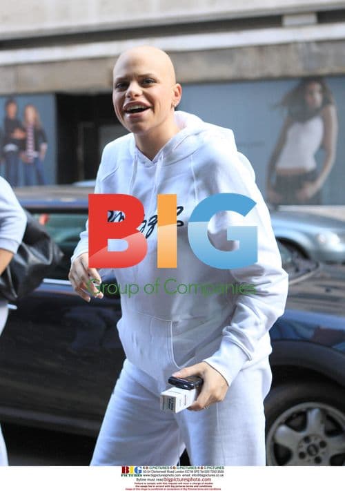 Jade Goody and friends at dental clinic