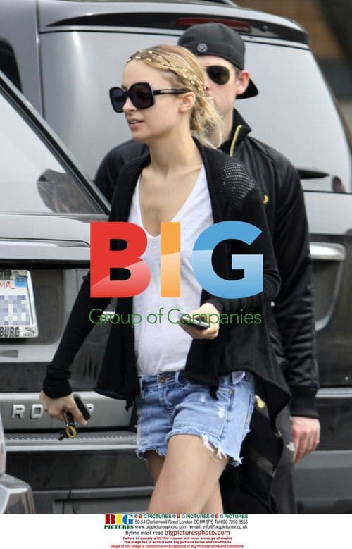 Nicole Richie and Joel Madden at Hugo's Restaurant