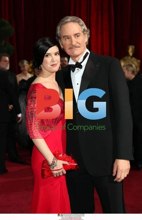 Phoebe Cates and Kevin Kline at 81st Oscars