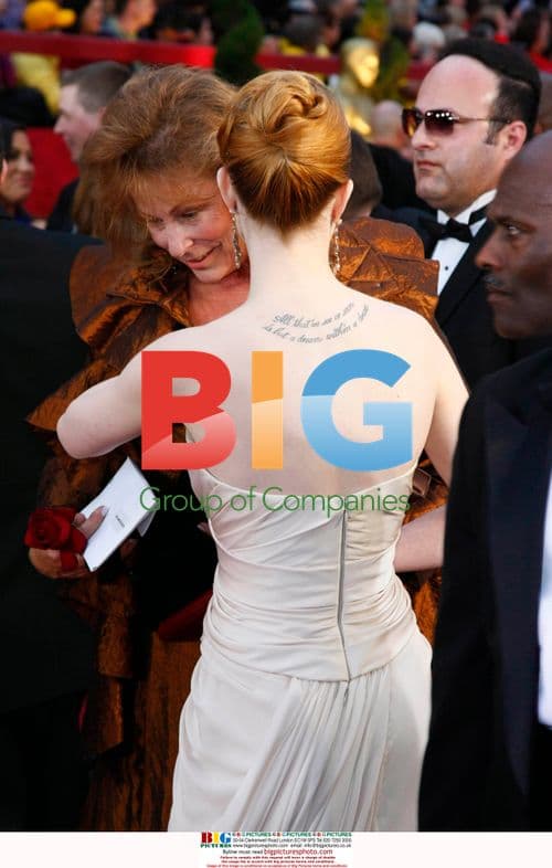 Evan Rachel Wood at the 2009 Oscars