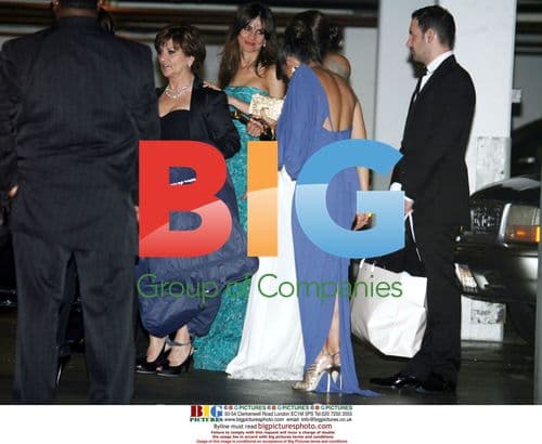 Penelope Cruz arrives at Oscars after-party