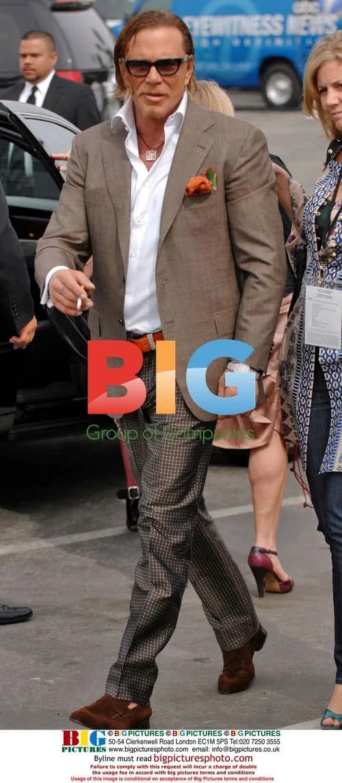 Celebrities Arrive at Spirit Awards 2009