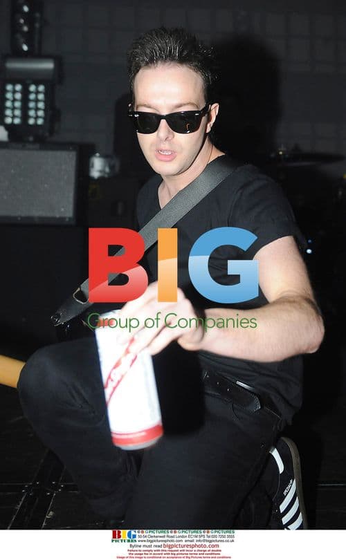 Glasvegas Perform at the Pyramids in Portsmouth