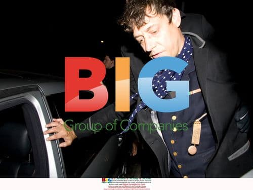 Kate Moss Leaves Club for Party