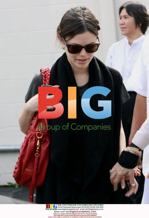 Rachel Bilson at House of Pies