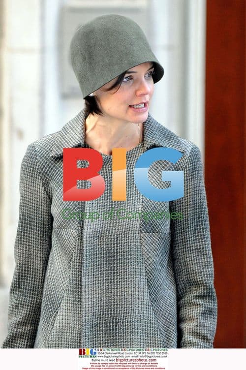 Katie Holmes filming 'The Extra Man' in NYC