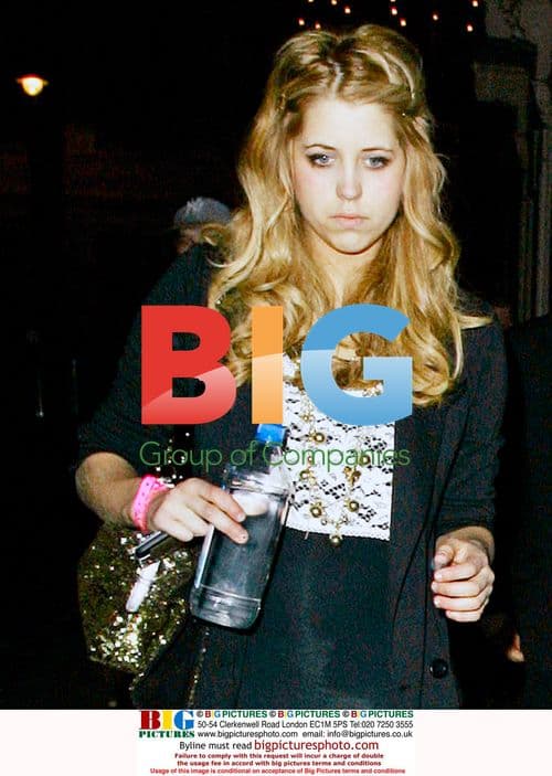 Peaches Geldof and Jamie Reynolds Arrive at Hotel