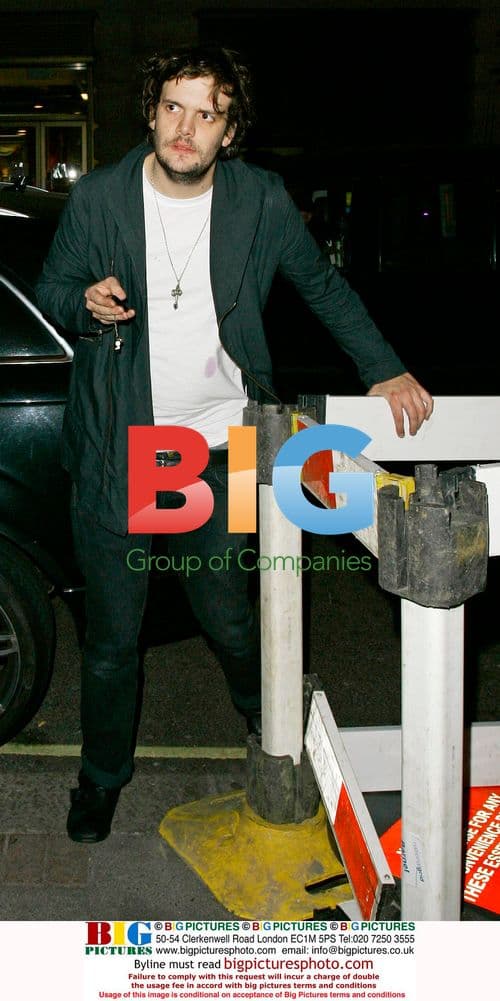 Peaches Geldof and Jamie Reynolds Arrive at Mayfair Hotel