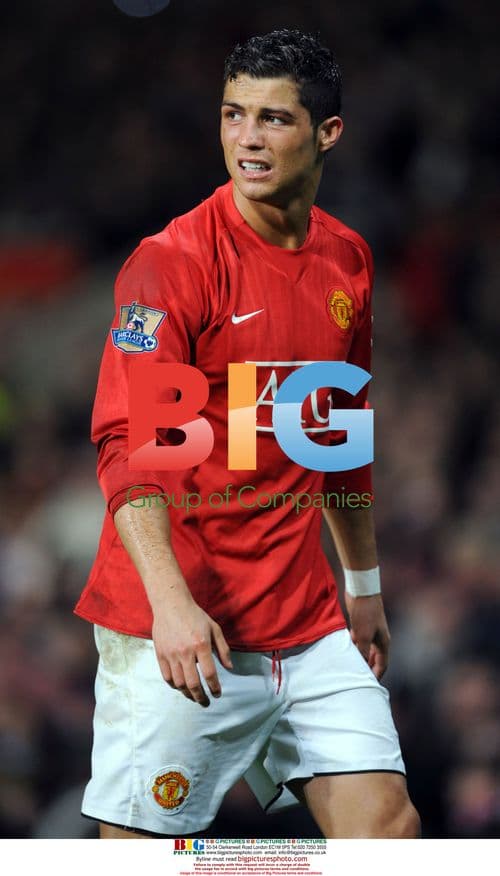 Cristiano Ronaldo plays for Manchester United vs Fulham