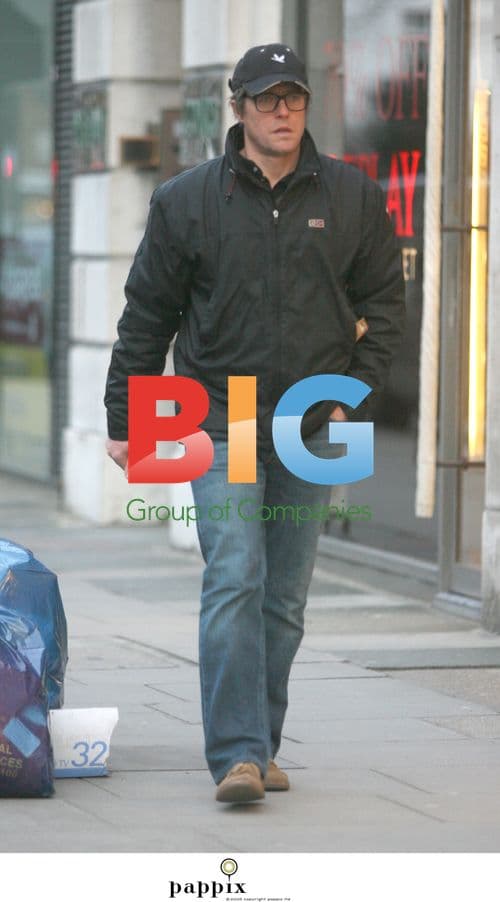 Hugh Grant Helping Woman in London