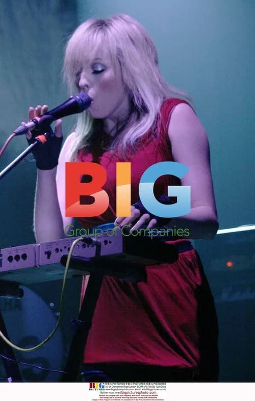 The Ting Tings Perform at Manchester Apollo