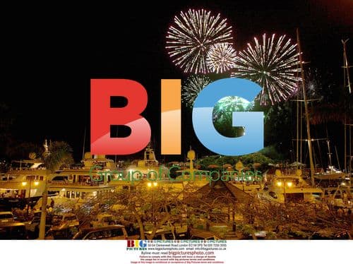 Fireworks and parties in St Bart's on New Year's Eve