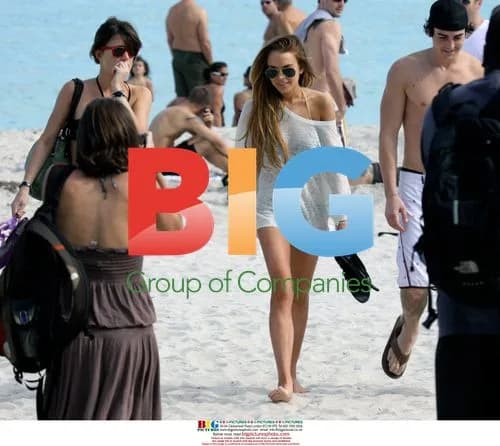 Lindsay Lohan Spends Time on Miami Beach