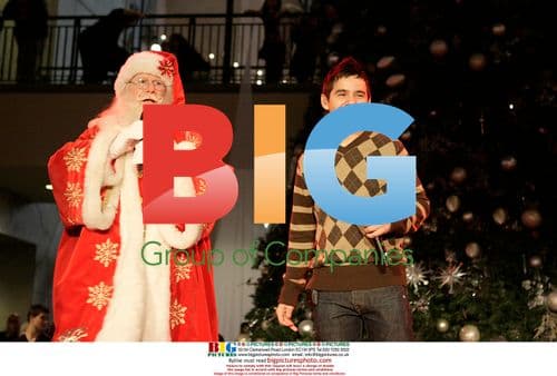 David Archuleta Performs at Charity Event