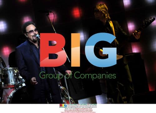 Singer Tom Jones on "Che Tempo Che Fa" TV show