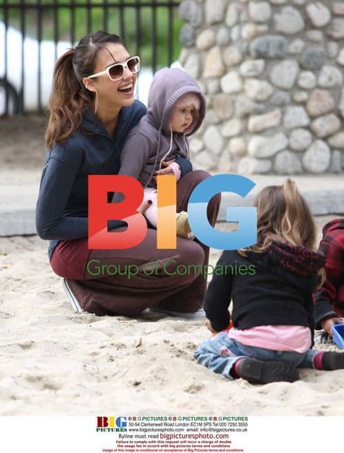 Jessica Alba plays with daughter Honor at water park