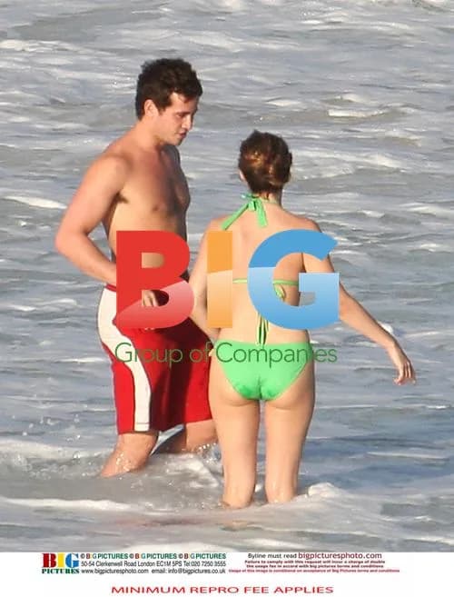 Kelly Brook and Danny Cipriani on Caribbean Retreat
