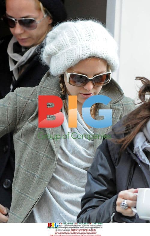 Kate Hudson out in New York