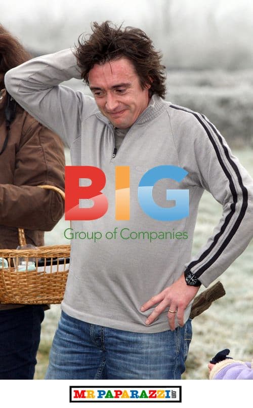 Richard Hammond Runs in Frosty Field Race