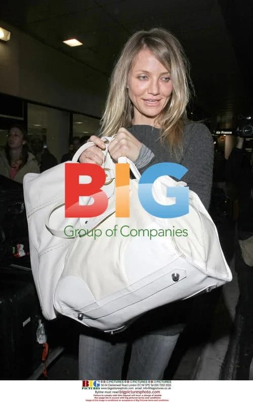 Cameron Diaz at Los Angeles Airport
