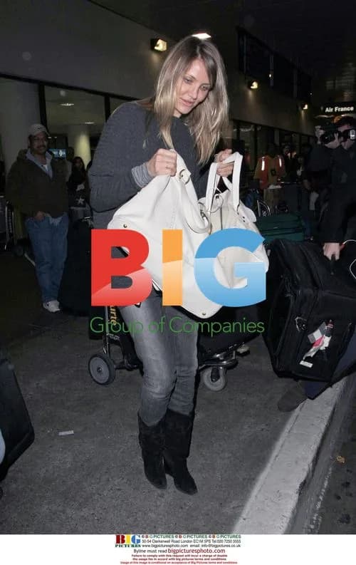 Cameron Diaz Arrives at LAX Airport