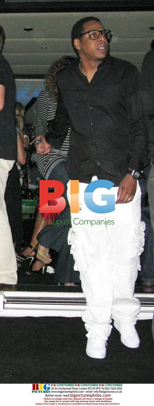 Eddie Murphy spotted with girlfriend at Paul Allen's party