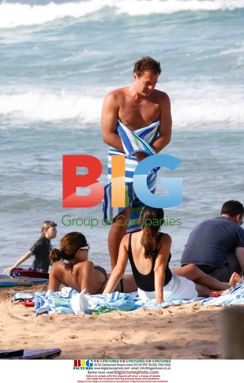 Julian McMahon and girlfriend Kelly Paniagua