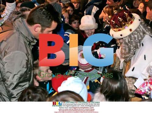 Spanish Royal Family at 3 Kings Cavalcade