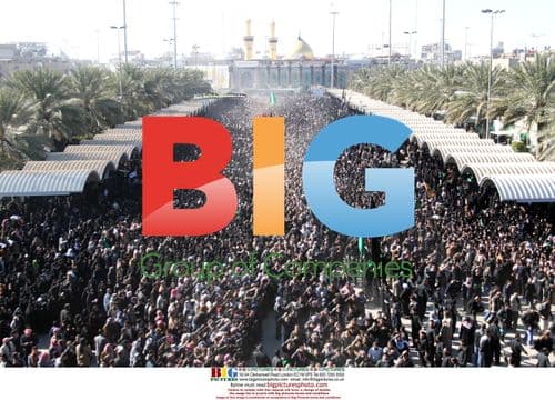 Shiite pilgrims in Karbala, Iraq