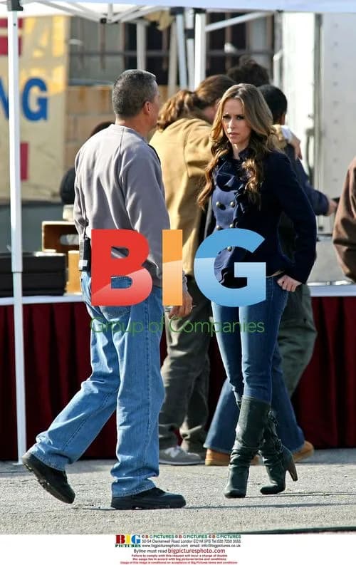 Jennifer Love Hewitt on 'The Ghost Whisperer' Set