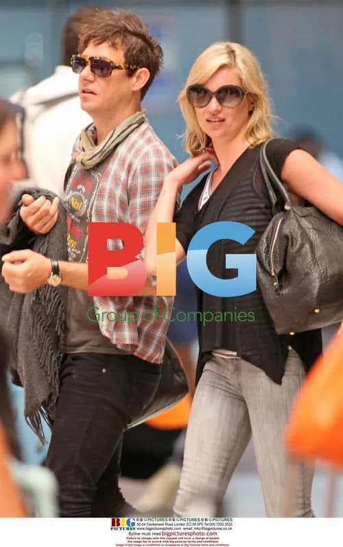 Kate Moss and Jamie Hince leave Phuket