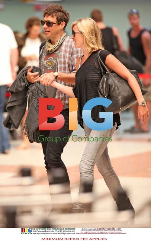 Kate Moss and Jamie Hince at Phuket Airport