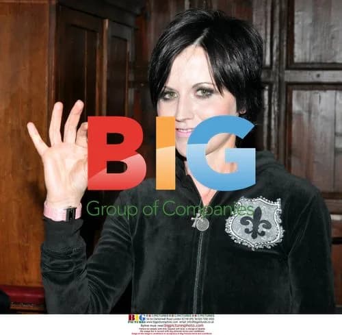 Cranberries singer O'Riordan honored in Dublin