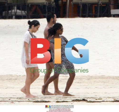 Alexandra Burke relaxes in Mauritius