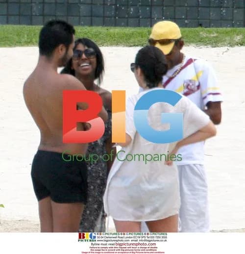 Alexandra Burke chills in Mauritius
