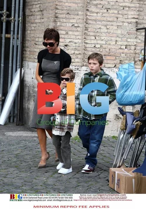 Victoria Beckham visits Colosseum with kids