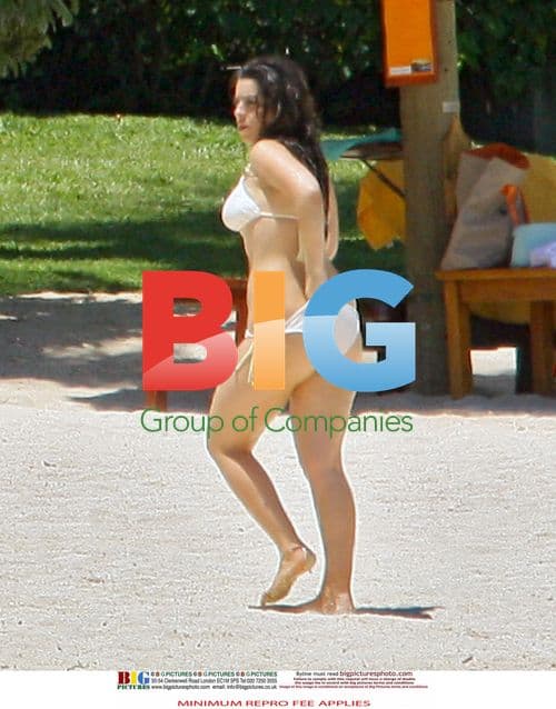 Alexandra Burke and Ruth Lorenzo in Mauritius