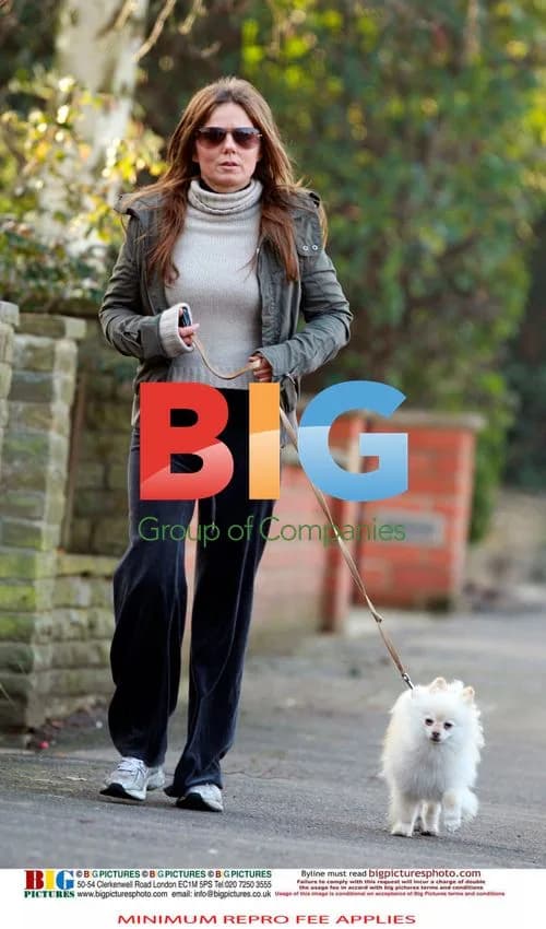 Geri Halliwell goes for a walk