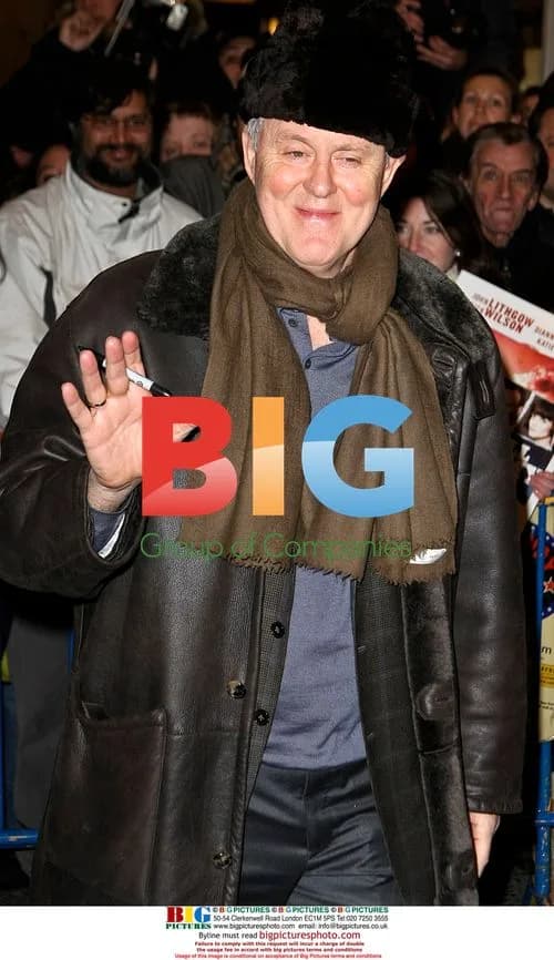 John Lithgow leaves Broadway show