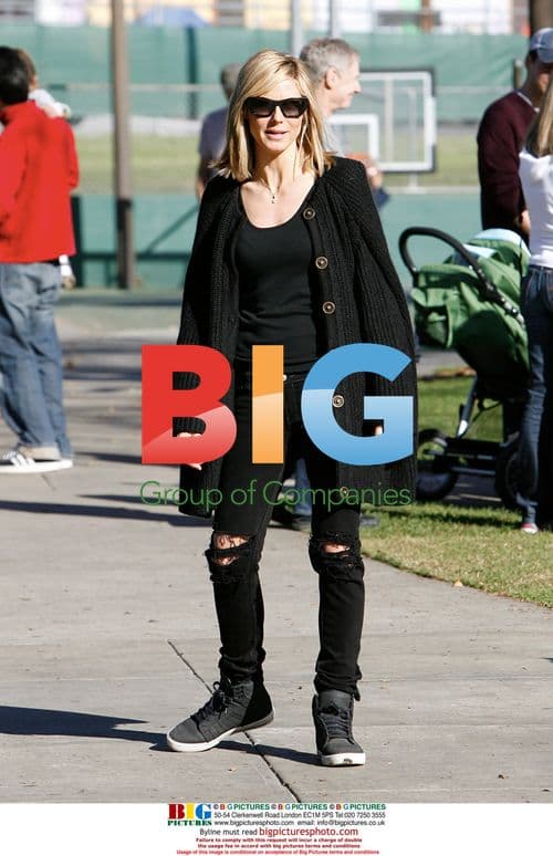 Heidi Klum and Seal with Kids in Beverly Hills Park