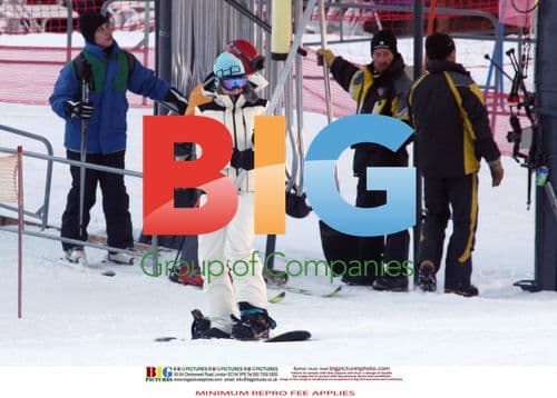 Kylie Minogue and Andres Velencoso in Alpes ski resort