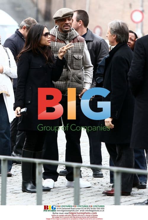 Will Smith and Rosario Dawson visit Colosseum in Rome